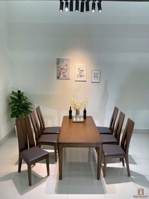 BÀN ĂN GỖ TẦN SỒI BÌ - MÃ 004